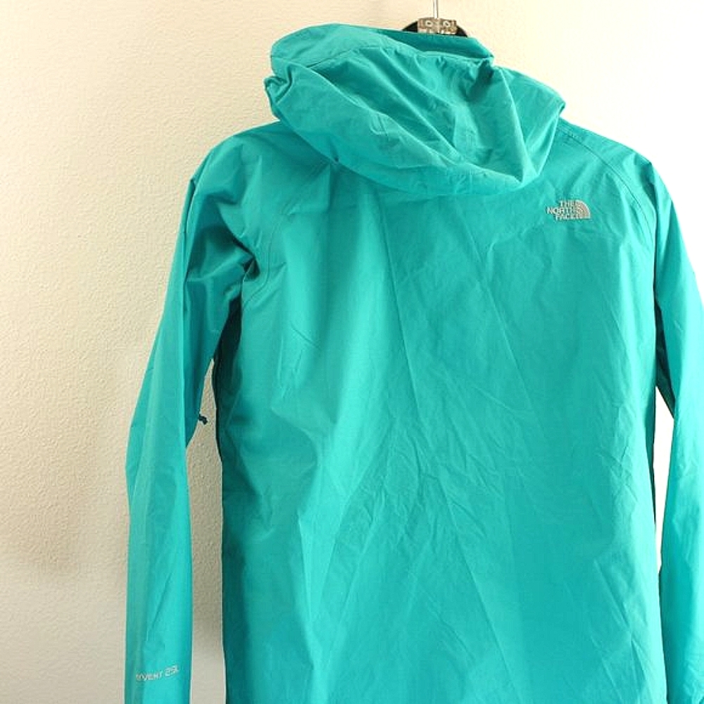 The north face hyvent2.5L rain jacket size XL. - Picture 4 of 4